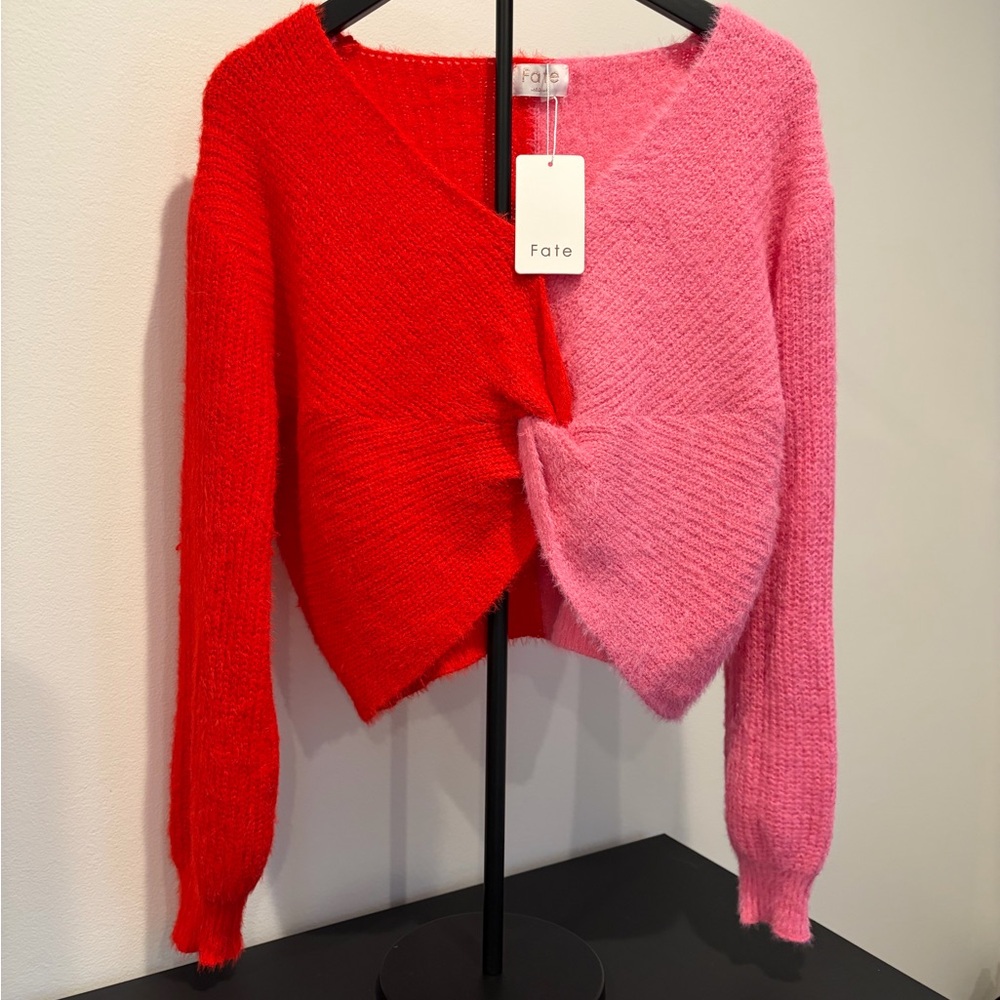 Fate Women's V-Neck Sweater in Red and Pink